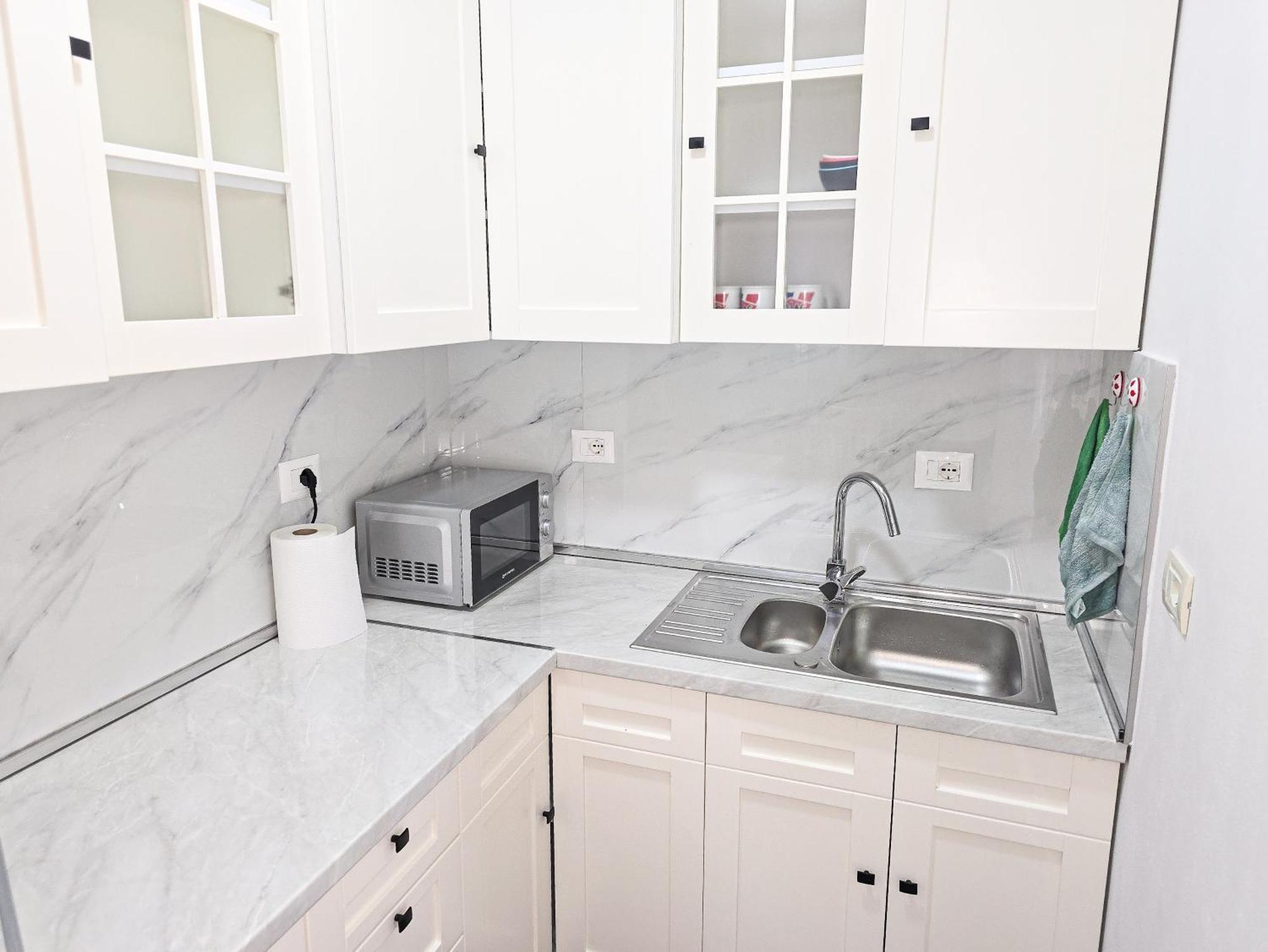 Lake Park 2Br Apartment Tirana Esterno foto