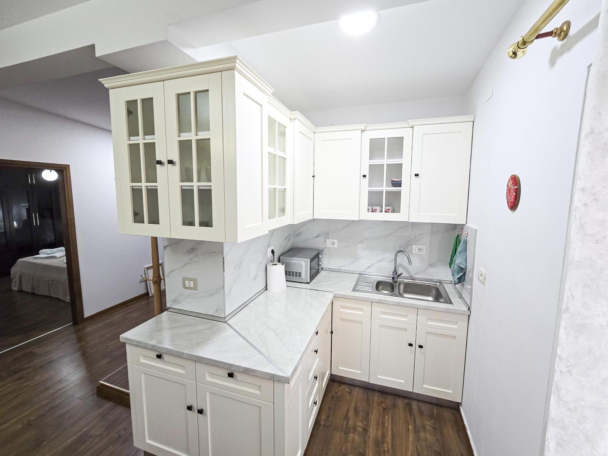 Lake Park 2Br Apartment Tirana Esterno foto